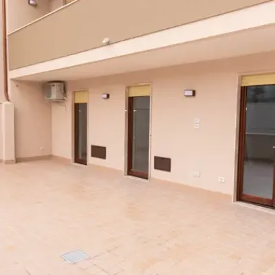 Nuova Costruzione Brindisi Via Brnadi Casale 1232